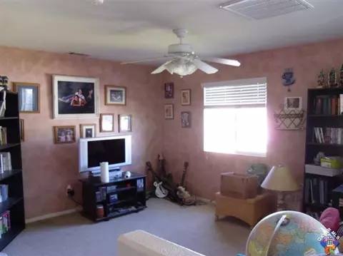 2022 Janet Dr, Lancaster, CA 93534 photo 10