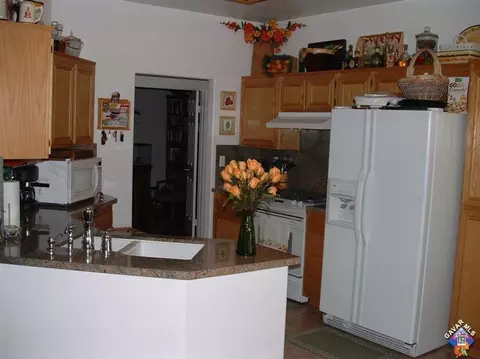 4313 Chalone Dr, Palmdale, CA 93552 photo 3