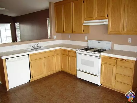 36468 Blacksmith Dr, Palmdale, CA 93550 photo 15