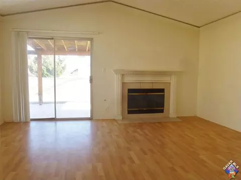 37124 29th Pl, Palmdale, CA 93550 photo 3