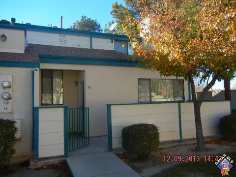44550 15th St #16, Lancaster, CA 93535 photo 1