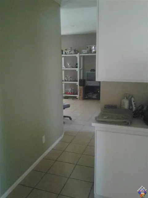 37305 51 St, Palmdale, CA 93552 photo 5