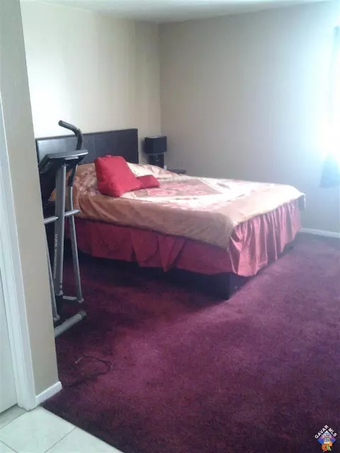 37305 51 St, Palmdale, CA 93552 photo 2