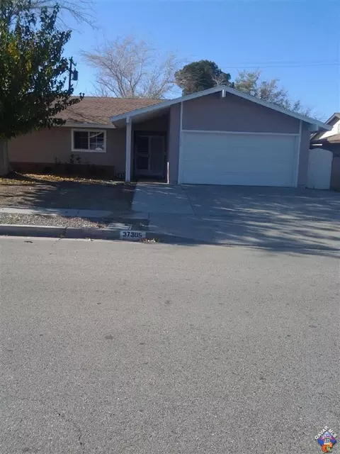 37305 51 St, Palmdale, CA 93552 photo 1