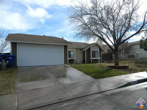 37444 17th St, Palmdale, CA 93550 photo 2