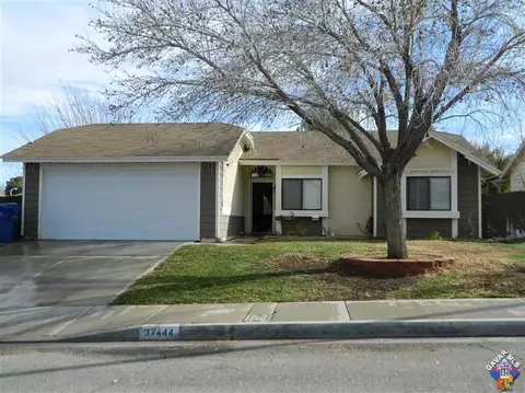 37444 17th St, Palmdale, CA 93550 photo 1