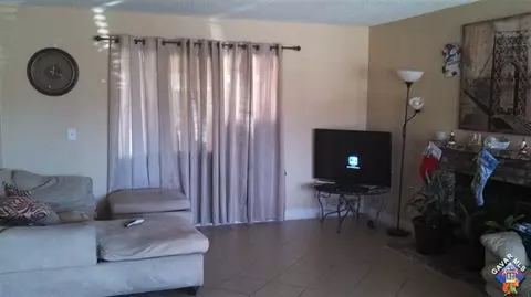 1837 Gable View St, Palmdale, CA 93550 photo 3