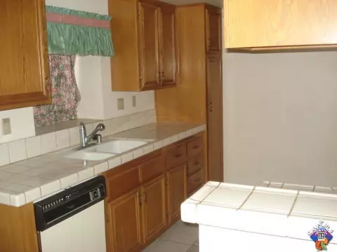43128 E 11th St, Lancaster, CA 93535 photo 6