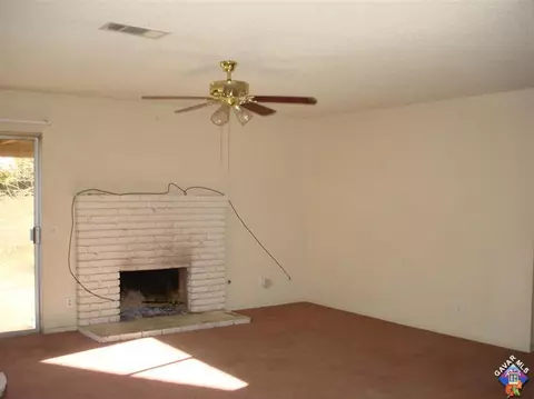 44319 Rawdon Ave, Lancaster, CA 93535 photo 4