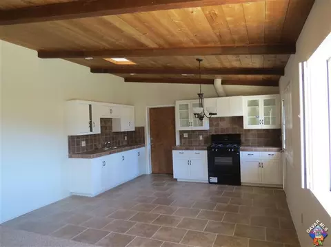29348 Fawn Way, Tehachapi, CA 93561 photo 5