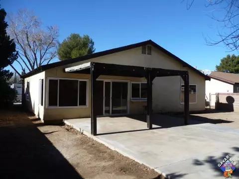 44726 Benald St, Lancaster, CA 93535 photo 5