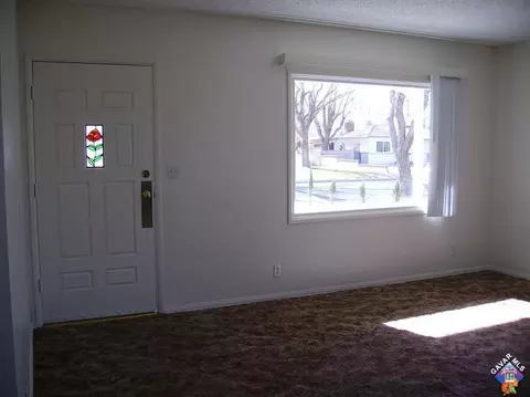 1153 Ivesbrook St W, Lancaster, CA 93534 photo 7