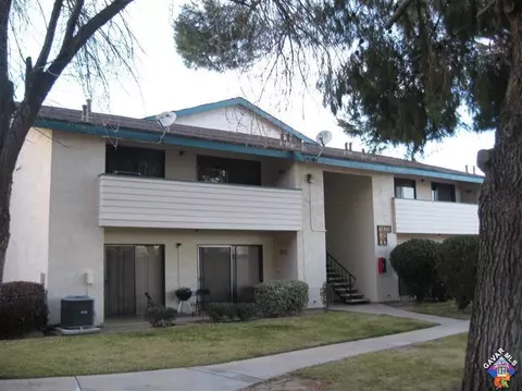 44442 15th St #3, Lancaster, CA 93535 photo 1