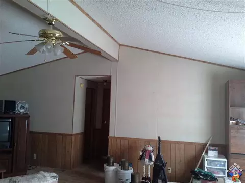 6301 Sespe Ave, Mojave, CA 93501 photo 3