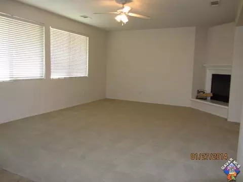 3327 Ashton Pl, Lancaster, CA 93536 photo 5