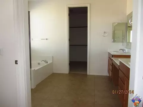 3327 Ashton Pl, Lancaster, CA 93536 photo 17