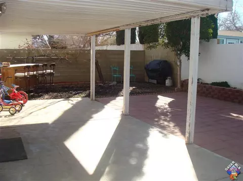 37657 29th St E, Palmdale, CA 93550 photo 21