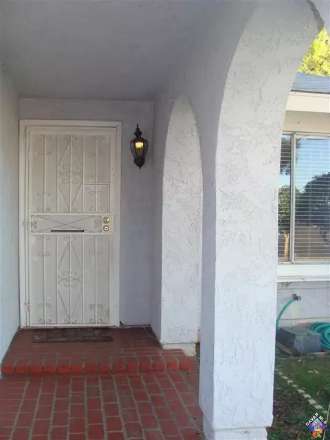 37657 29th St E, Palmdale, CA 93550 photo 3