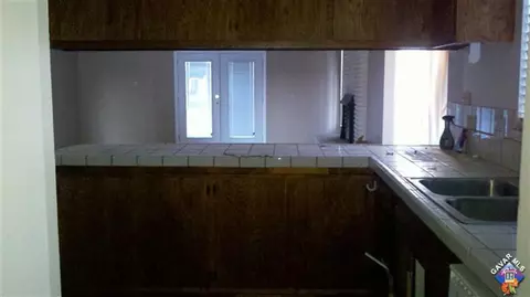 250 Peg St, Ridgecrest, CA 93555 photo 3