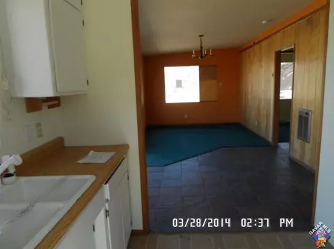212 Mile High Rd, Weldon, CA 93283 photo 2