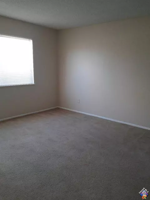 2033 Cape Cod Ln, Palmdale, CA 93550 photo 9