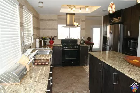 3833 Castala Dr, Palmdale, CA 93550 photo 6