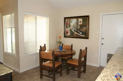 3833 Castala Dr, Palmdale, CA 93550 photo 10