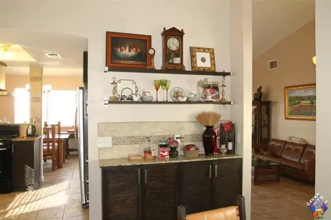 3833 Castala Dr, Palmdale, CA 93550 photo 9