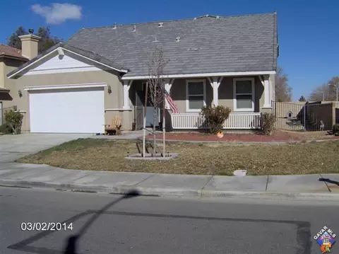 2311 Cypress St, Lancaster, CA 93535 photo 1