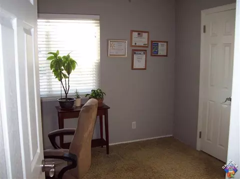 44105 Sancroft Ave, Lancaster, CA 93535 photo 14