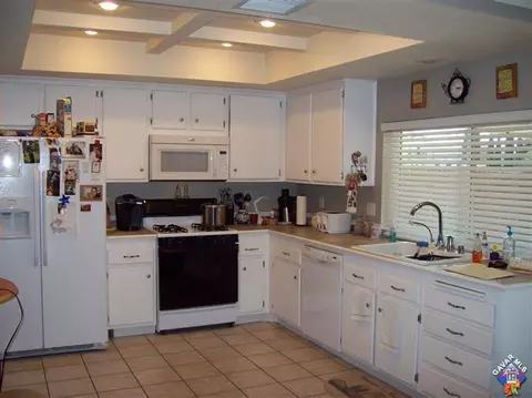 44105 Sancroft Ave, Lancaster, CA 93535 photo 10
