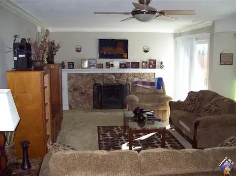 44105 Sancroft Ave, Lancaster, CA 93535 photo 6