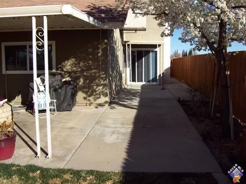 44105 Sancroft Ave, Lancaster, CA 93535 photo 17