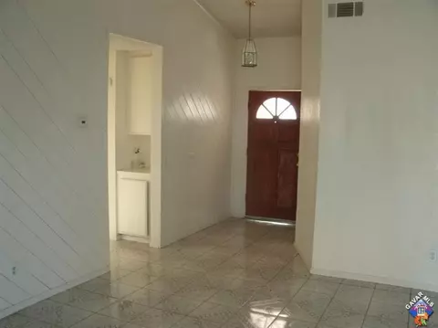 611 E Ivesbrook St, Lancaster, CA 93535 photo 6