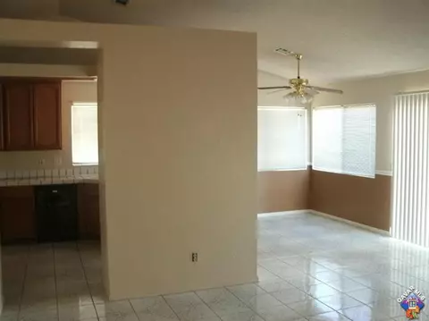 611 E Ivesbrook St, Lancaster, CA 93535 photo 13