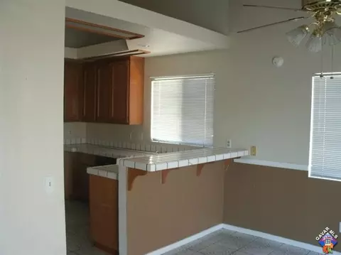 611 E Ivesbrook St, Lancaster, CA 93535 photo 7