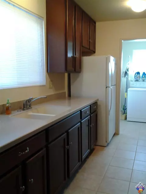 45427 4th St, Lancaster, CA 93535 photo 4