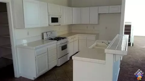 37523 56th St, Palmdale, CA 93552 photo 5
