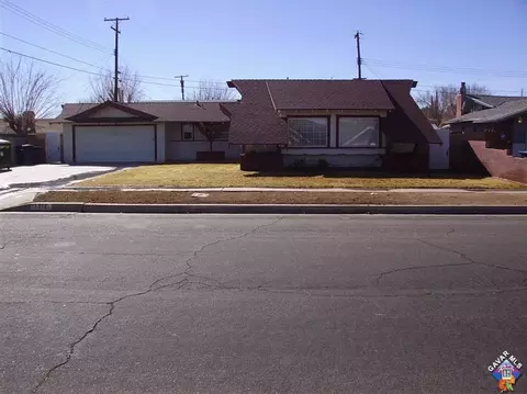 1312 E Avenue J-1, Lancaster, CA 93535 photo 1