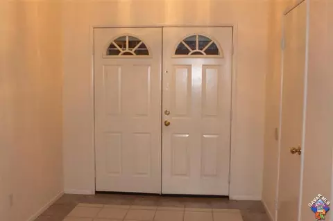 42021 Ash, Lancaster, CA 93536 photo 7