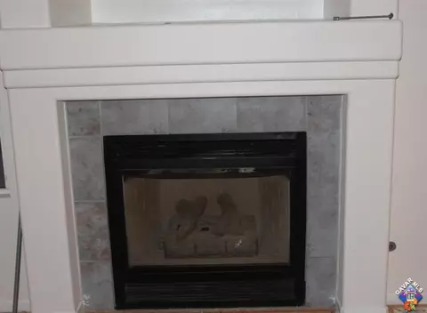 42021 Ash, Lancaster, CA 93536 photo 8