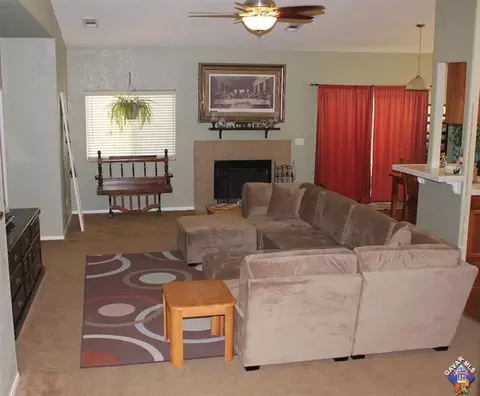 2748 Encina Ave, Mojave, CA 93501 photo 6