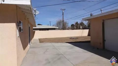 44654 4th St, Lancaster, CA 93535 photo 5