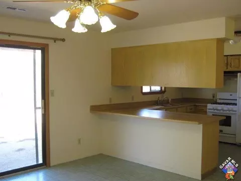 3543 Backus Rd, Mojave, CA 93501 photo 5