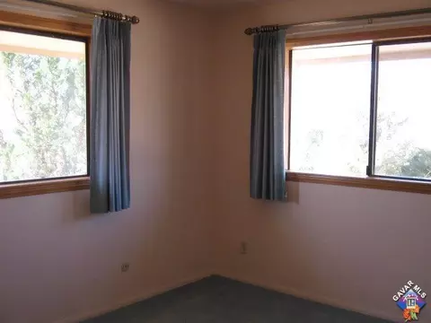 3543 Backus Rd, Mojave, CA 93501 photo 9