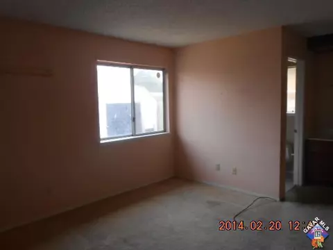 37244 27th St, Palmdale, CA 93550 photo 4
