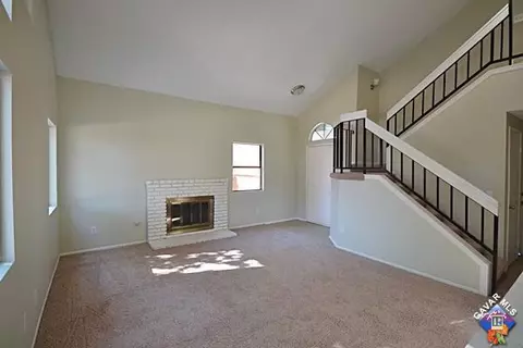 552 Jenner St E, Lancaster, CA 93535 photo 4