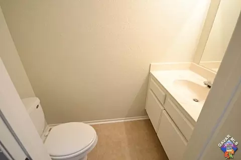 552 Jenner St E, Lancaster, CA 93535 photo 12