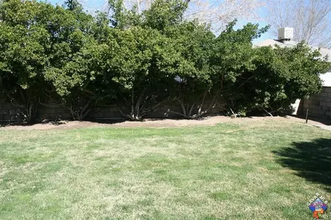 45503 Elm Ave, Lancaster, CA 93534 photo 24