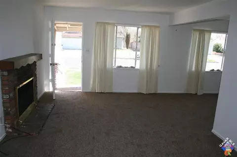 45503 Elm Ave, Lancaster, CA 93534 photo 7